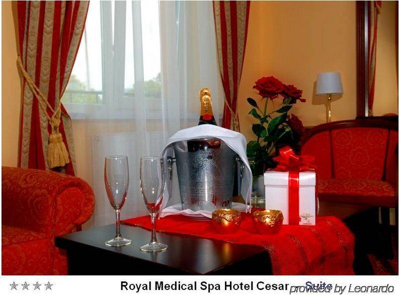 Royal Medical Cezar Hotell Truskavets Eksteriør bilde